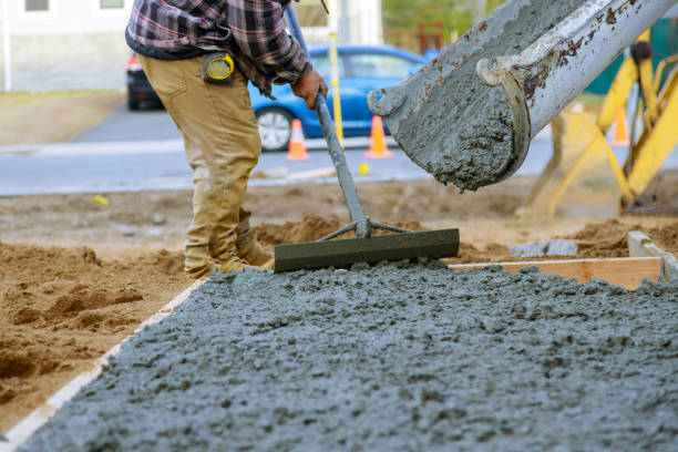 Best Concrete Pool Decks in South Wenatchee, WA